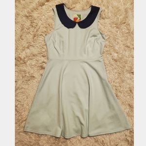 Sleeveless blue dress